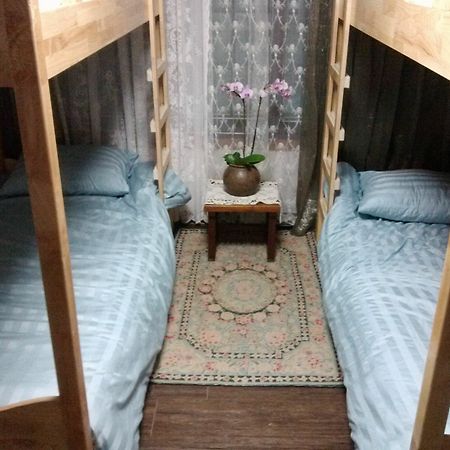 K Star Road Guesthouse - Hostel โซล ภายนอก รูปภาพ