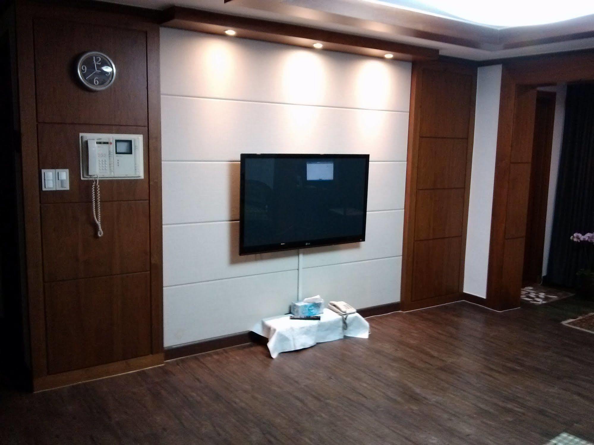 K Star Road Guesthouse - Hostel โซล ภายนอก รูปภาพ
